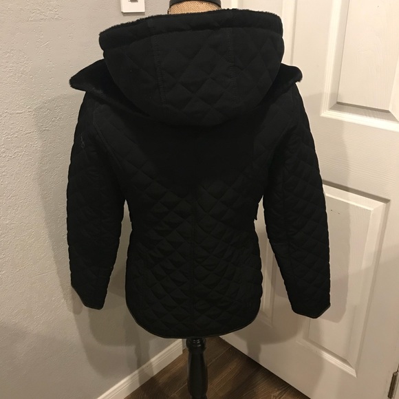 Quilted Coat - Picture 3 of 8